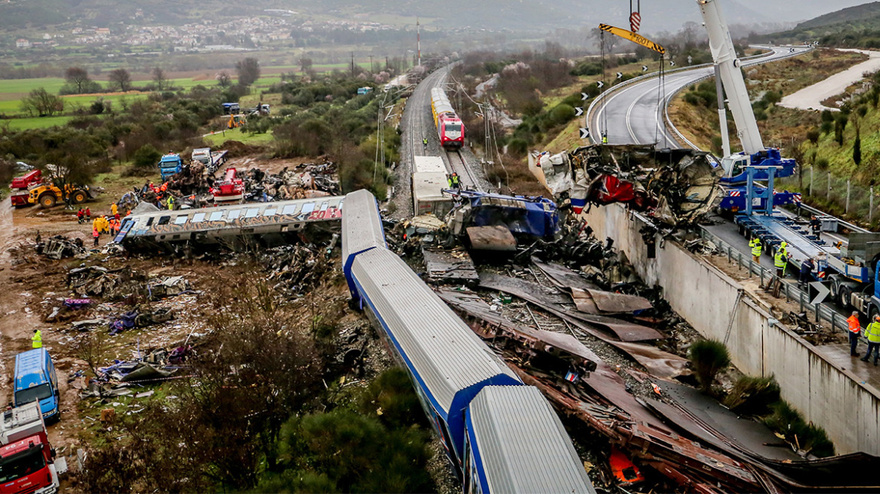 Χίλια μπράβο στον Στέλιο Χατζηιωάννου: Δίνει 10.000€ σε κάθε μία από τις οικογένειες των 57 νεκρών