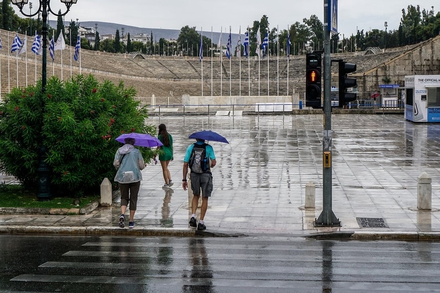 Άσχημα νέα: Αλλαγή σκηνικού στον καιρό – Βροχές των Δεκαπενταύγουστο